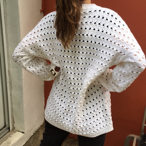 🚫SOLD🚫 Super Oversized Chunky White Sweater Top - Picture 4 of 7